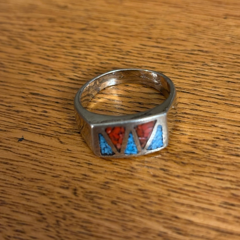 Vintage Native American sterling turquoise coral inlay ring unisex - Picture 2 of 6